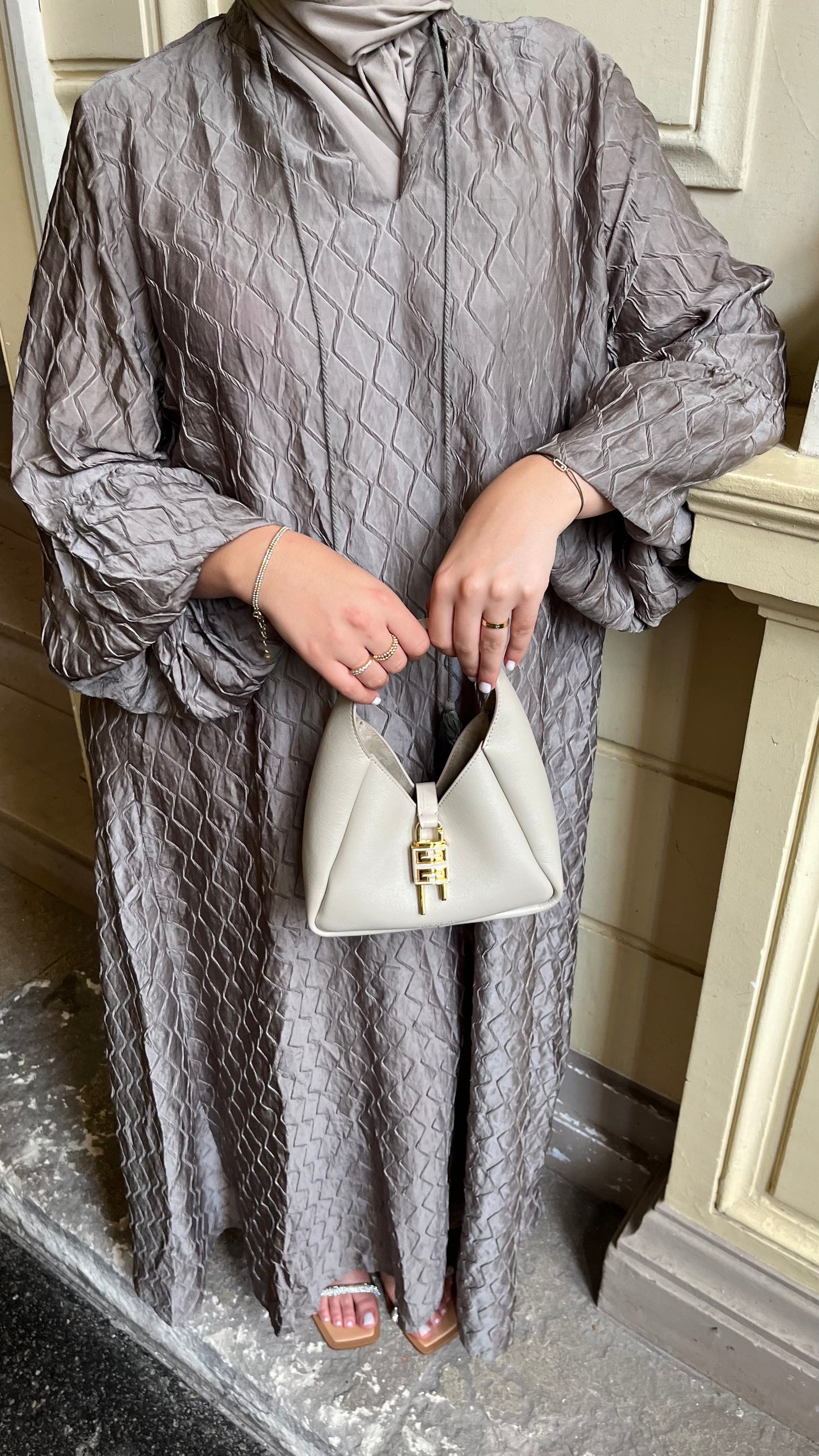 Robe Liya Taupe